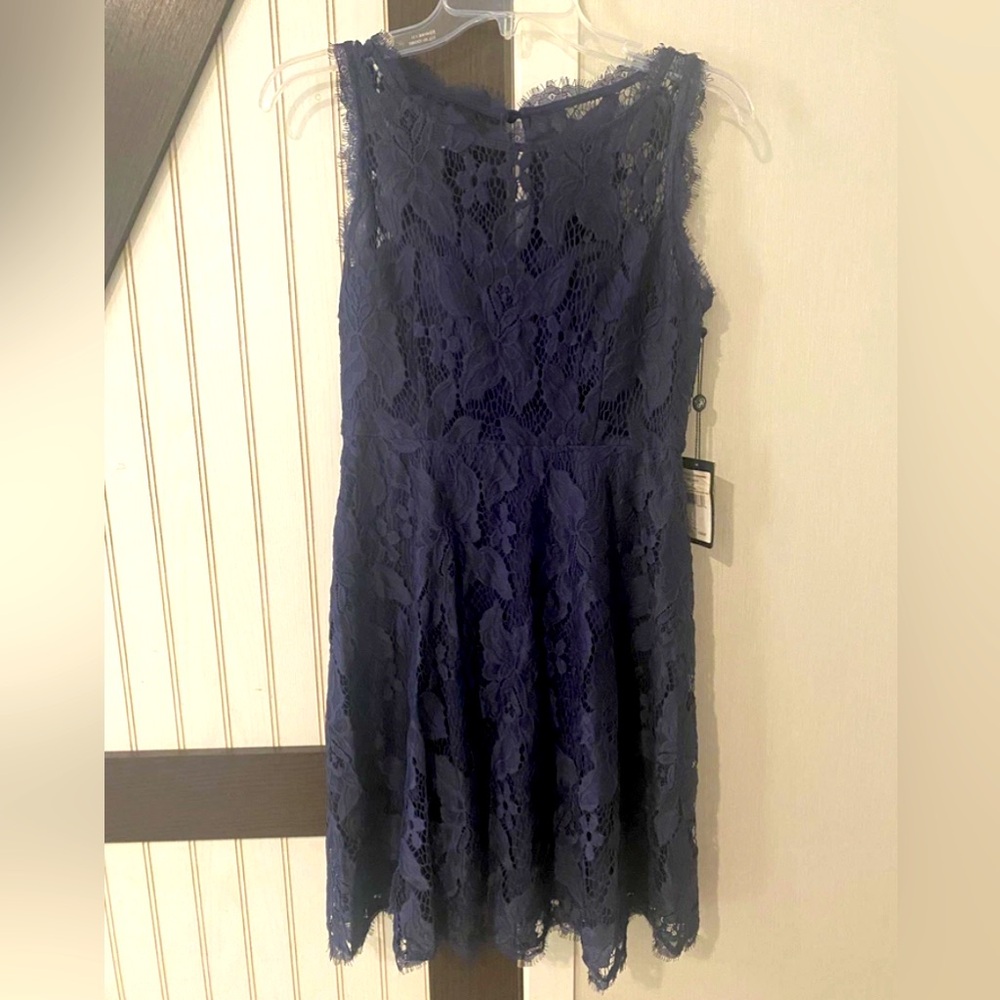NWT Navy Adrianna Papell Lace Sheath sleeveless Dress size 2 Retailed $190